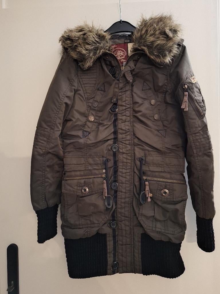 Damens winterjas merk Khujo maat M, Kleding | Dames, Jassen | Winter, Zo goed als nieuw, Maat 38/40 (M), Groen, Ophalen of Verzenden