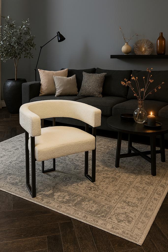 Eetkamerstoel Piastri Beige Boucle €99,- Direct/Leverbaar
