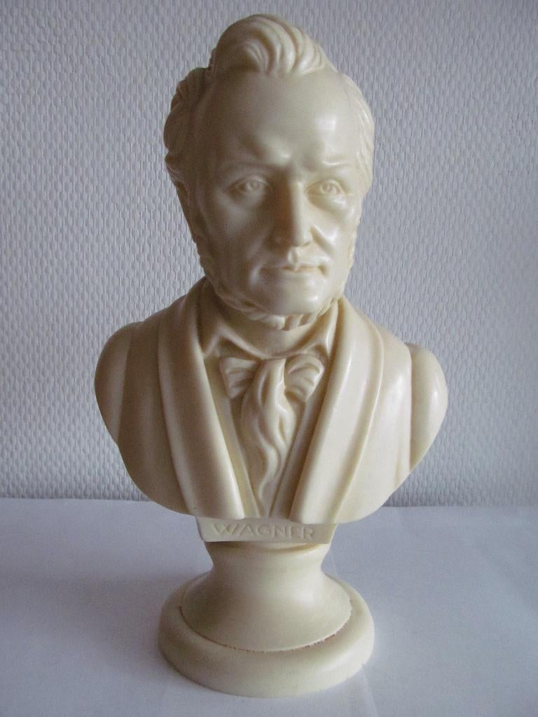 Borstbeeld van Wagner, Ophalen