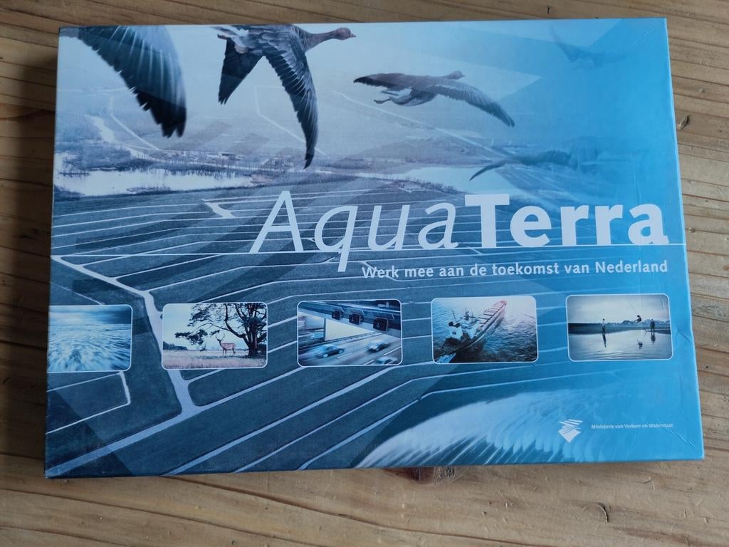 Aqua Terra Bordspel - Watermanagement in Nederland, Drie of vier spelers, Ophalen of Verzenden, Zo goed als nieuw, 999 Games