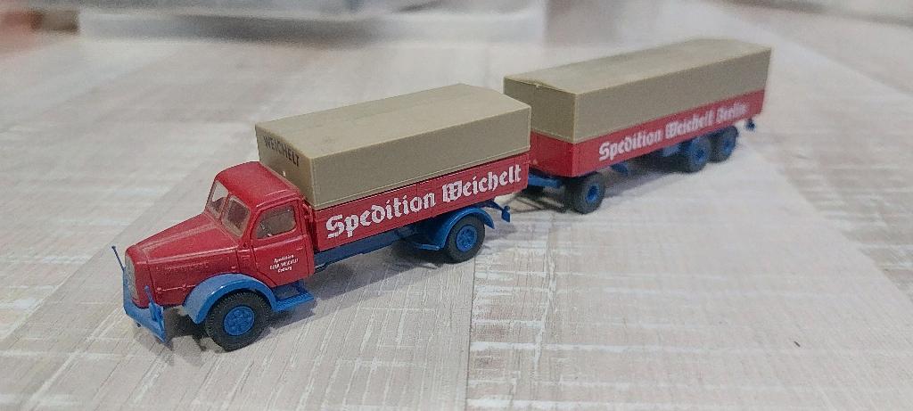 Brekina 7322 Henschel HS 140 Spedition Weichelt Berlin 1:87, Ophalen of Verzenden, Zo goed als nieuw, Bus of Vrachtwagen, Brekina
