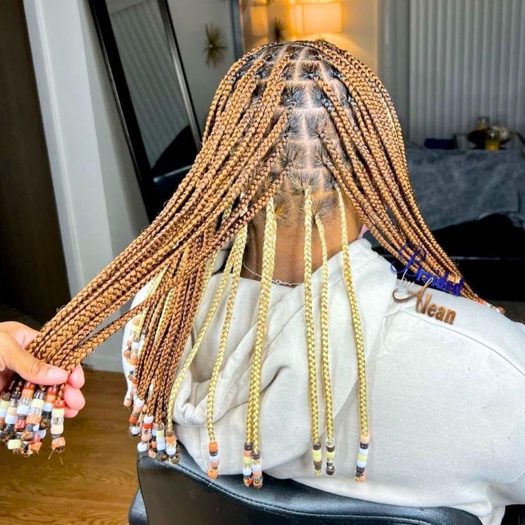 haar extentions afro style , cornrows, wevon, braiding, wigs, Hairextensions