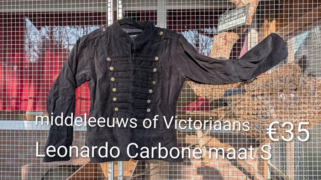Leonardo Carbone Jasje Maat S - Middeleeuws/Victoriaans, Ophalen of Verzenden, Zo goed als nieuw