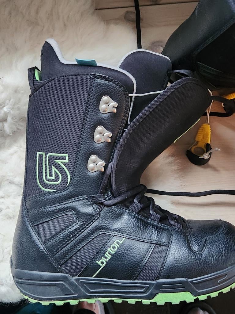 Snowboard schoen maat 38.5, Ophalen of Verzenden, Zo goed als nieuw, Schoenen