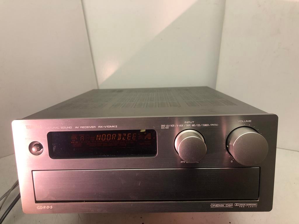 YAMAHA RECEIVER type RX-V10MK11, Yamaha, Ophalen of Verzenden, Zo goed als nieuw, 120 watt of meer