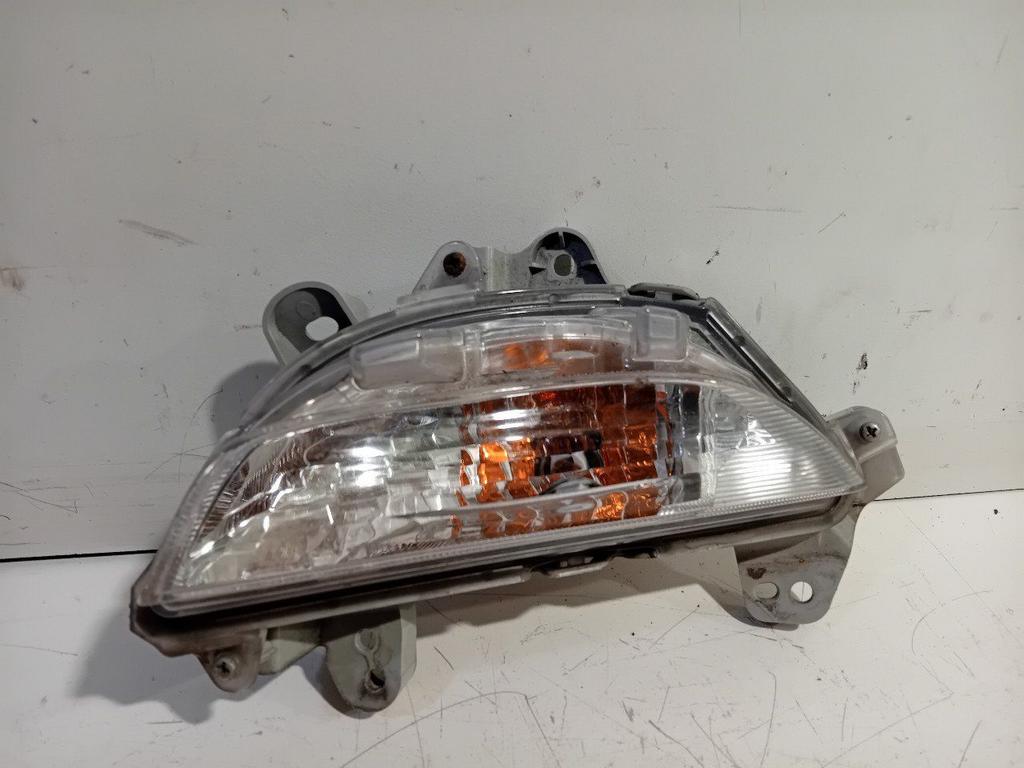 Knipperlicht links Mazda 3 serie, Onderdelen@venauto.nl, Van der Ven Autorecycling B.V., Gebruikt, Ettenseweg 76, 4706 PB Roosendaal, The Netherlands
