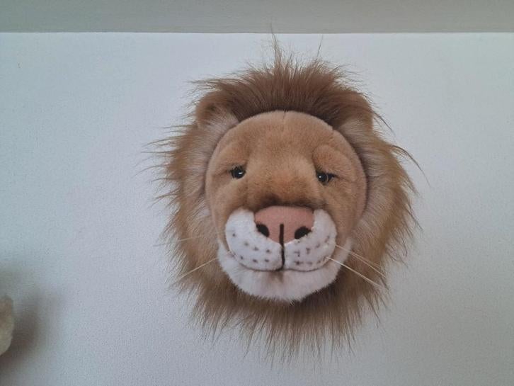 Dierenkoppen voor aan de muur, giraffe en leeuw, Ophalen of Verzenden, Zo goed als nieuw, Wanddecoratie