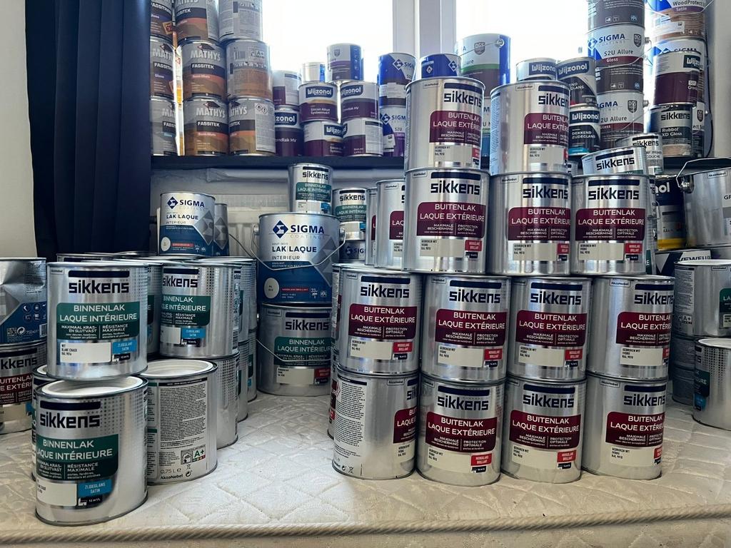 Diverse soorten verf sikkens 17.50 euro blik 2.5 l 50 euro, Doe-het-zelf en Verbouw, Verf, Beits en Lak, Zo goed als nieuw, Verf