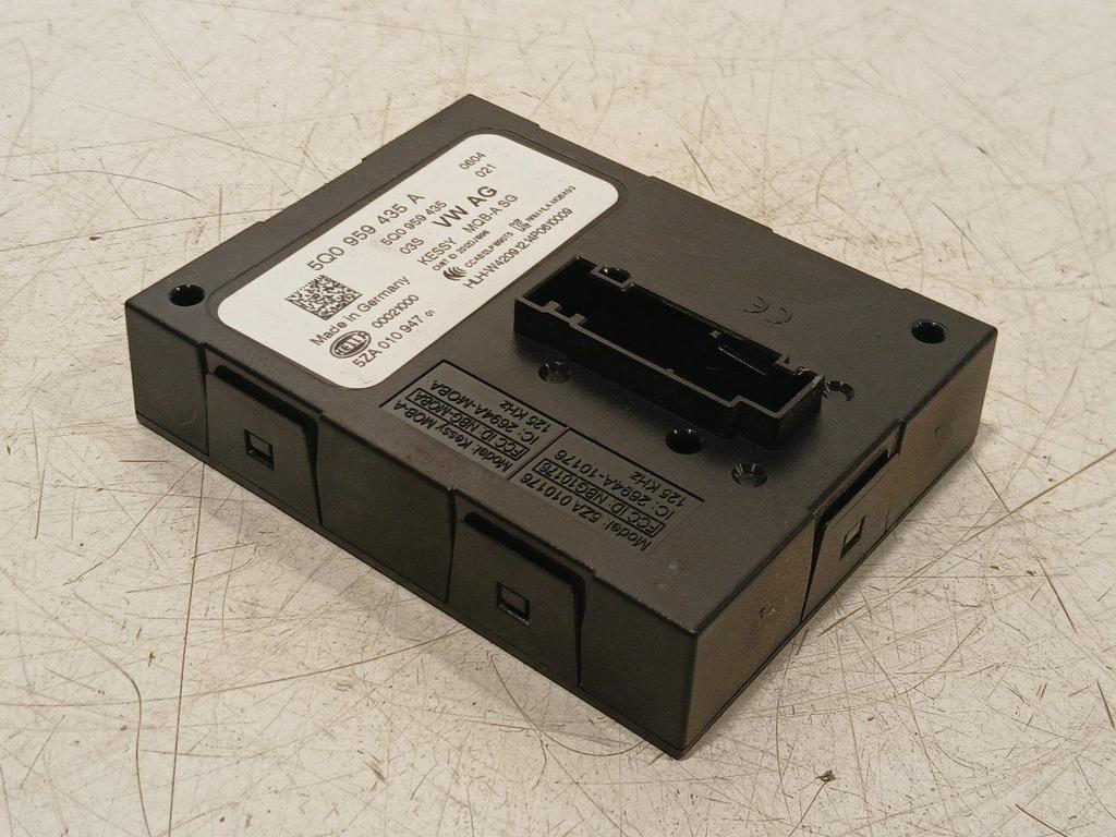Computer contactslot Audi A3, Onderdelen@venauto.nl, Van der Ven Autorecycling B.V., Gebruikt, Ettenseweg 76, 4706 PB Roosendaal, The Netherlands
