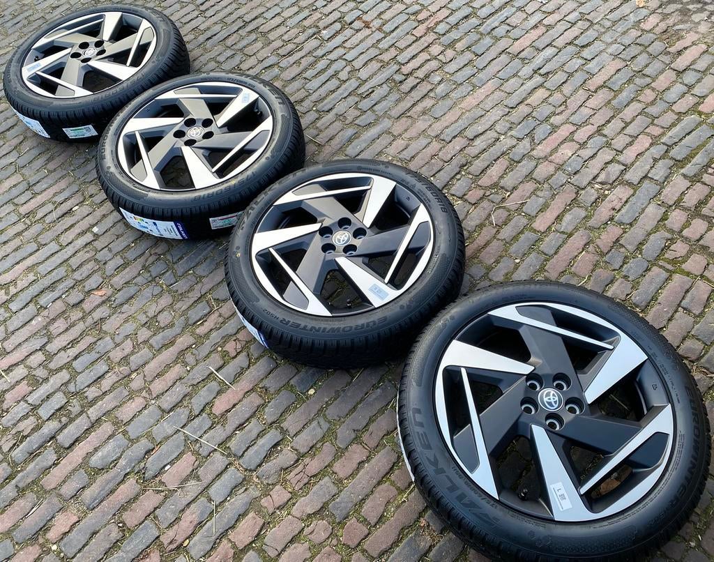 NIEUWE 18” Toyota Aygo X HYBRIDE 2026 velgen + winterbanden, 18 inch, 175 mm, Banden en Velgen, Nieuw