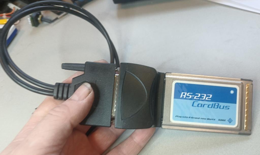 cardbus dual RS232 adapter, Computers en Software, Ophalen of Verzenden, Zo goed als nieuw, Generic, Docking station