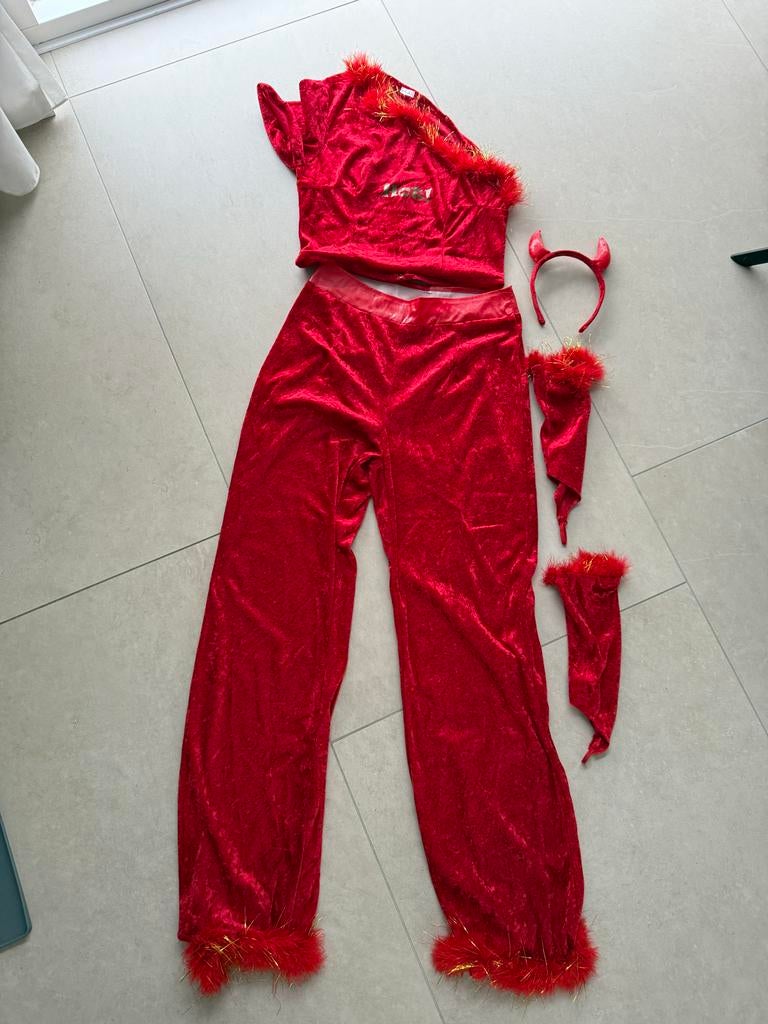 Duivel Carnavalskleding - Compleet, Maat 38/40 (M), Carnaval, Ophalen of Verzenden, Kleding