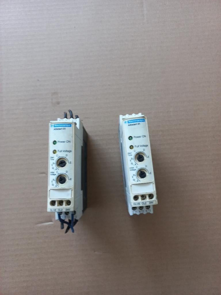 Softstarter Schneider Electric Altistart 01 ATS01N103FT, Ophalen of Verzenden, Zo goed als nieuw