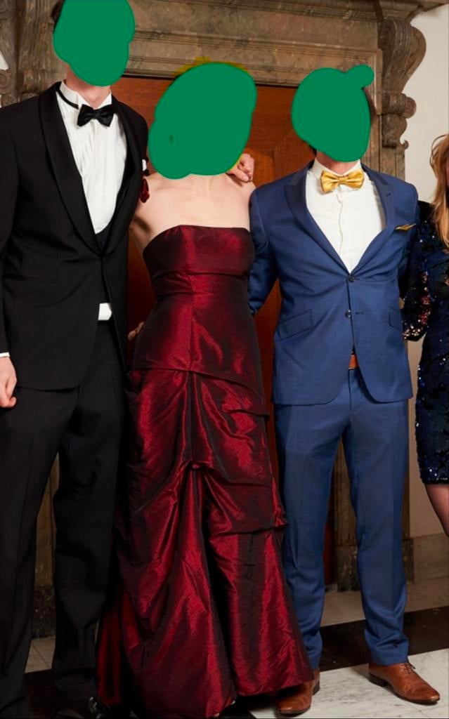 Elegante bordeauxrode Galajurk, Kleding | Dames, Gelegenheidskleding, Gedragen, Galajurk, Maat 38/40 (M), Rood, Ophalen of Verzenden