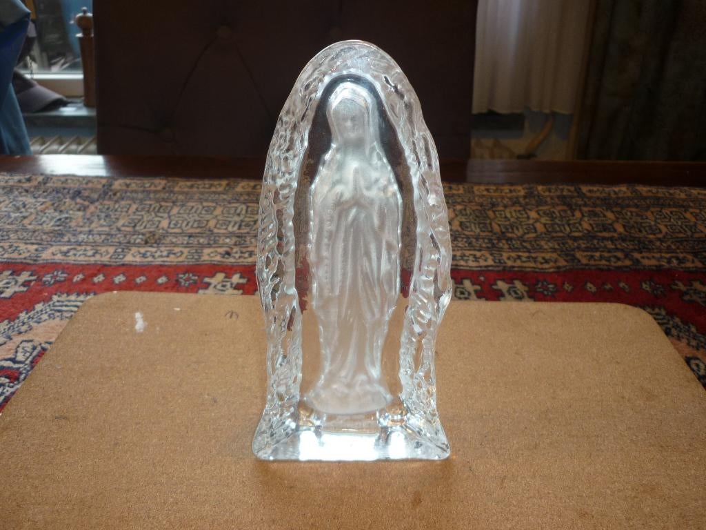 Mooi glas met Onze Lieve Vrouw van Lourdes in goede staat, Antiek en Kunst, Antiek | Religie, Ophalen of Verzenden
