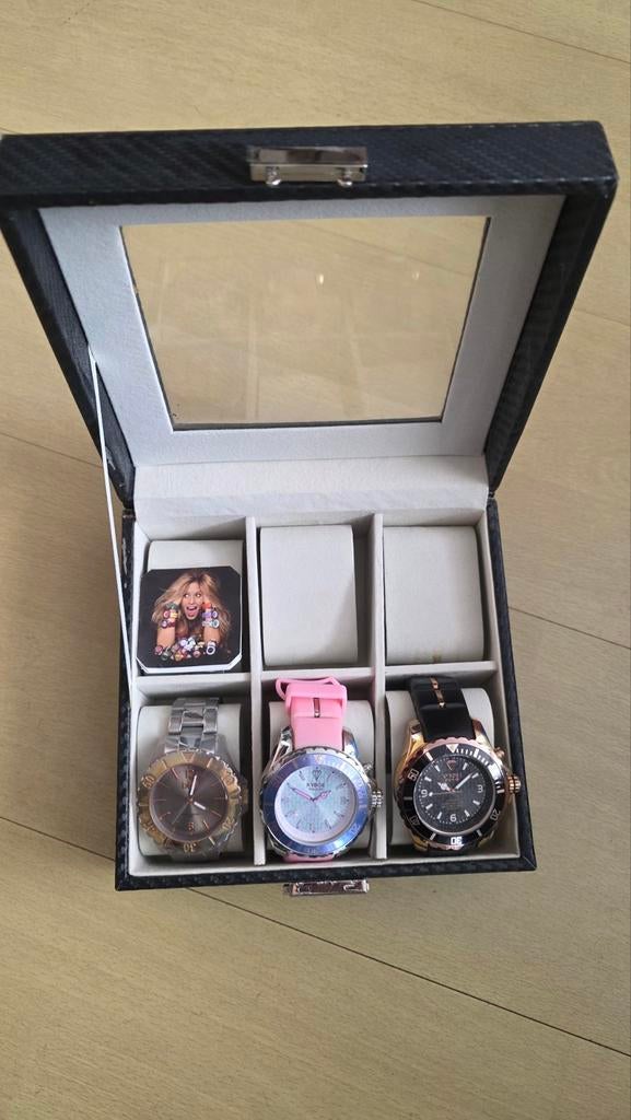 Drie Kyboe! dameshorloges in horlogebox, Sieraden, Tassen en Uiterlijk, Horloges | Dames, Overige merken, Ophalen of Verzenden