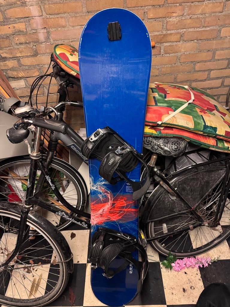 Snowboard met Audi bindingen, Ophalen of Verzenden, Gebruikt, Board