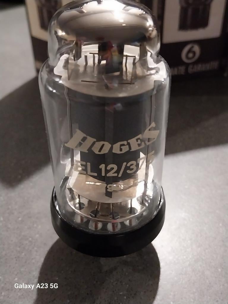 Te koop lotje 8 x EL12 buis Hoges., Audio, Tv en Foto, Buizenversterkers, Hoges, Buis of Buizen, Ophalen of Verzenden, Mnnn