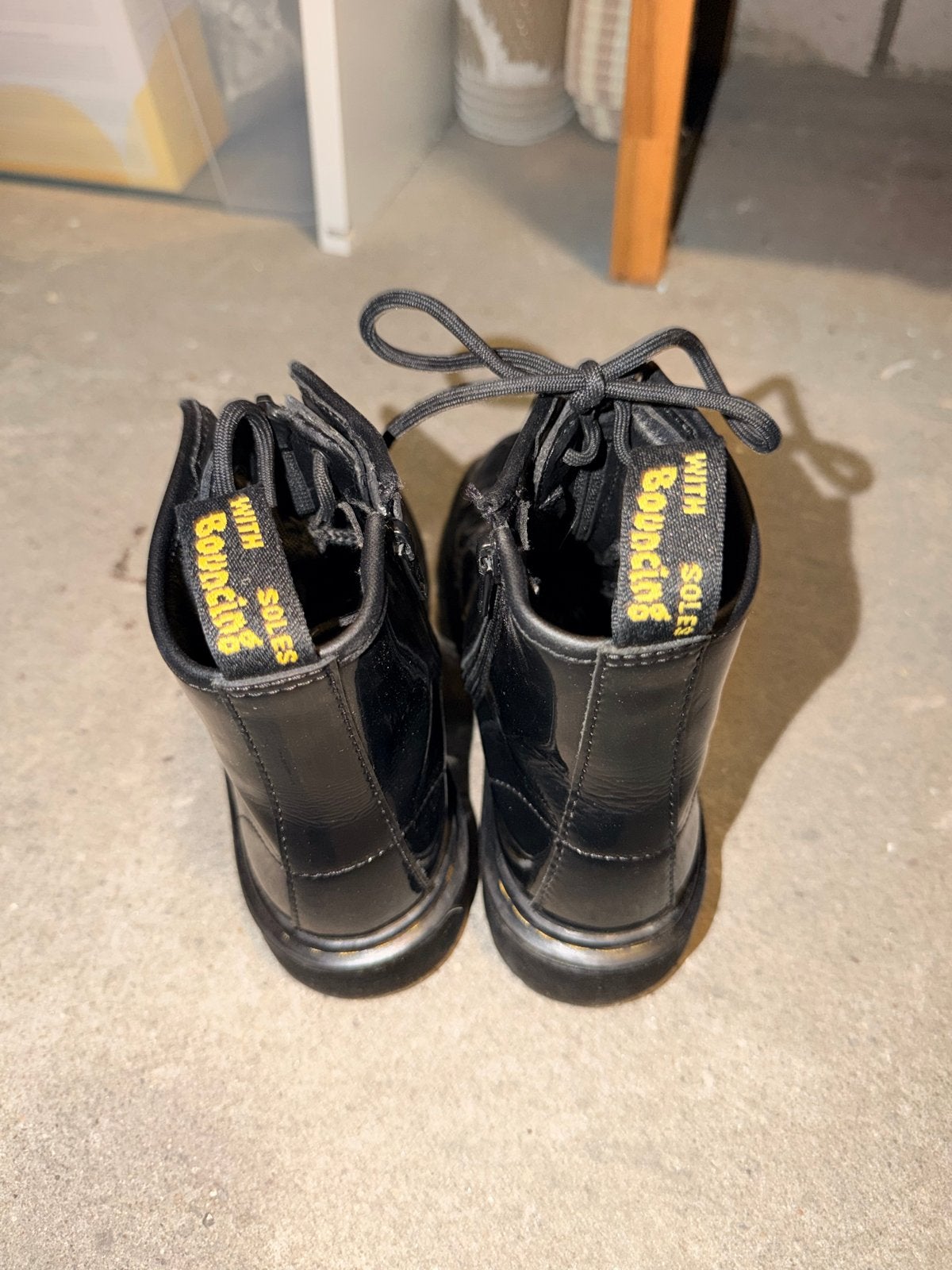 Zwarte Dr. Martens laarzen maat 33, Kinderen en Baby's, Kinderkleding | Schoenen en Sokken, Ophalen of Verzenden