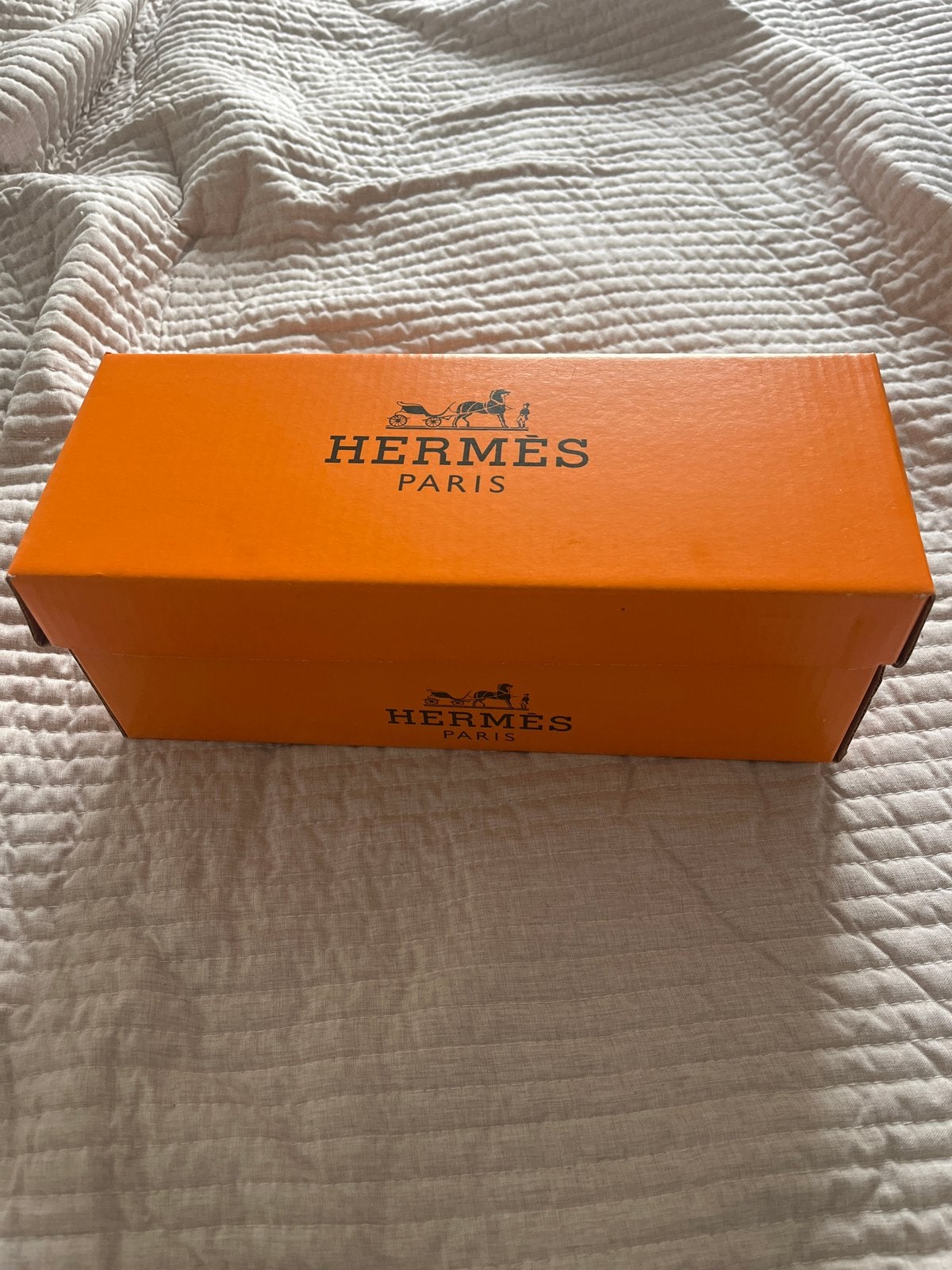 Hermes Slippers Maat 37 - Zo goed als nieuw, Ophalen, Zo goed als nieuw, Zwart, Slippers