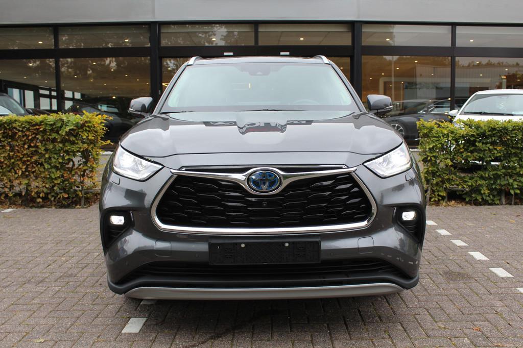 Toyota highlander 2.5 AWD Hybrid Premium 7-pers. | Rijklaar, Auto's, Automaat, 12 maanden, Verwarming stoelen achter, Gebruikt