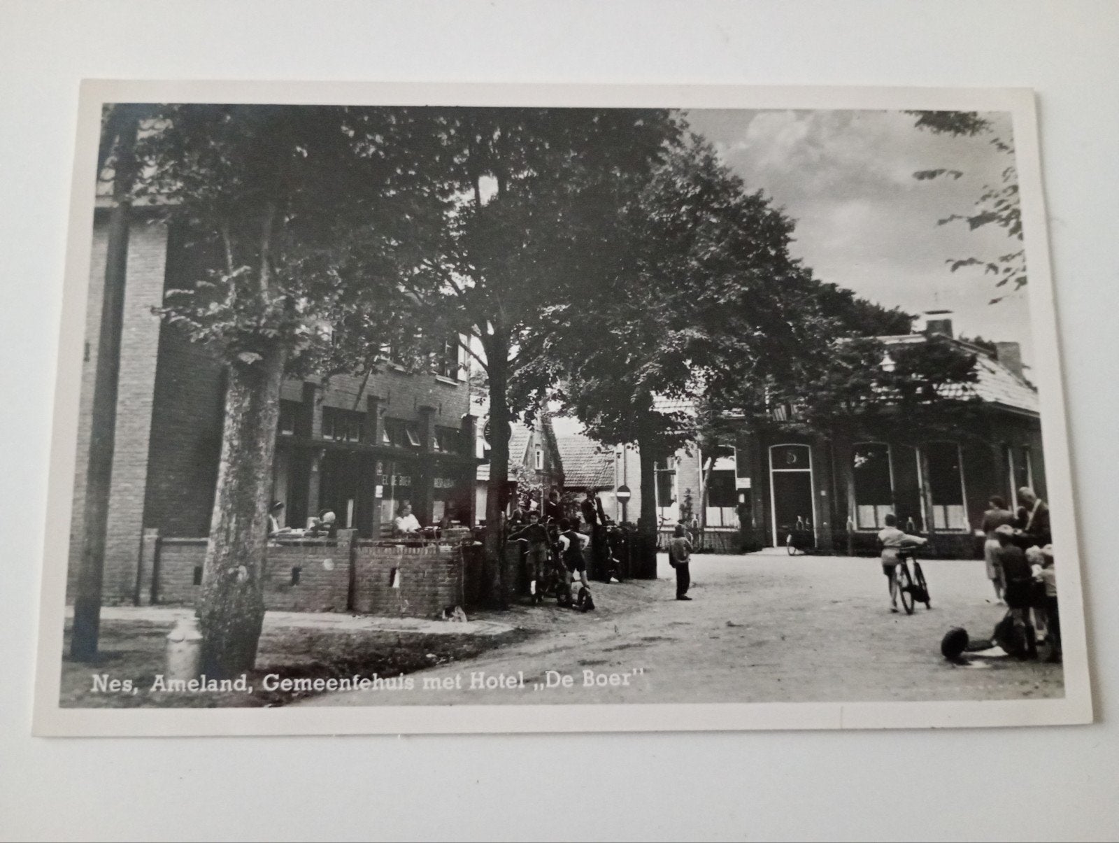 Ameland Nes Hotel De Boer, Ophalen of Verzenden, 1940 tot 1960, Ongelopen, Waddeneilanden