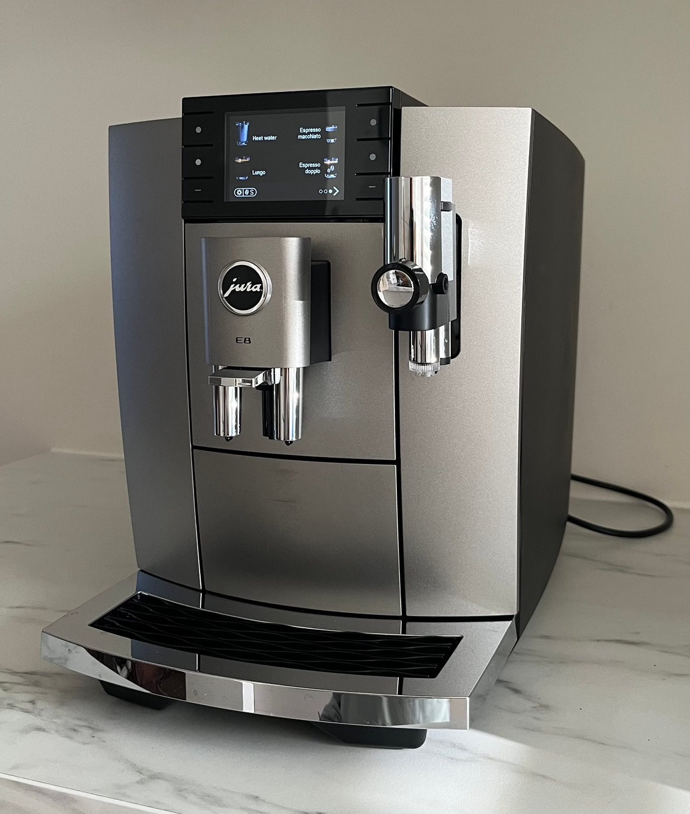 Foto 3 van Jura E8 ED koffiemachine (Nieuwste model!!)