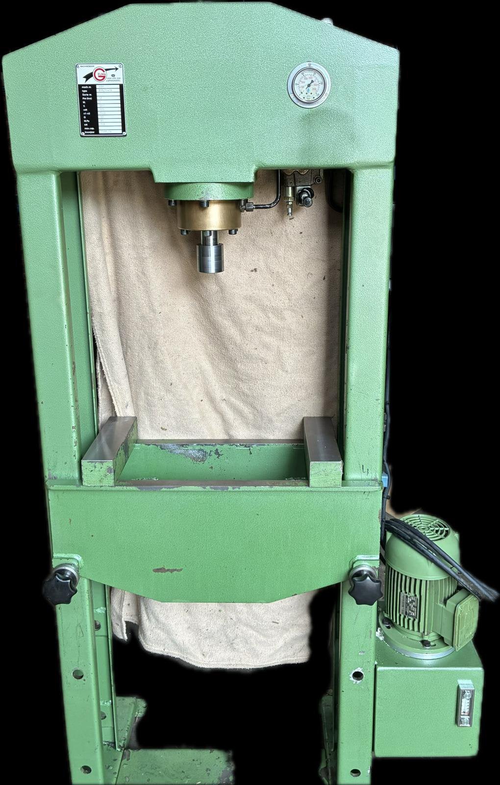 EUMA Electrisch/hydraulische spiebaan/brootspers, Ophalen, Zo goed als nieuw
