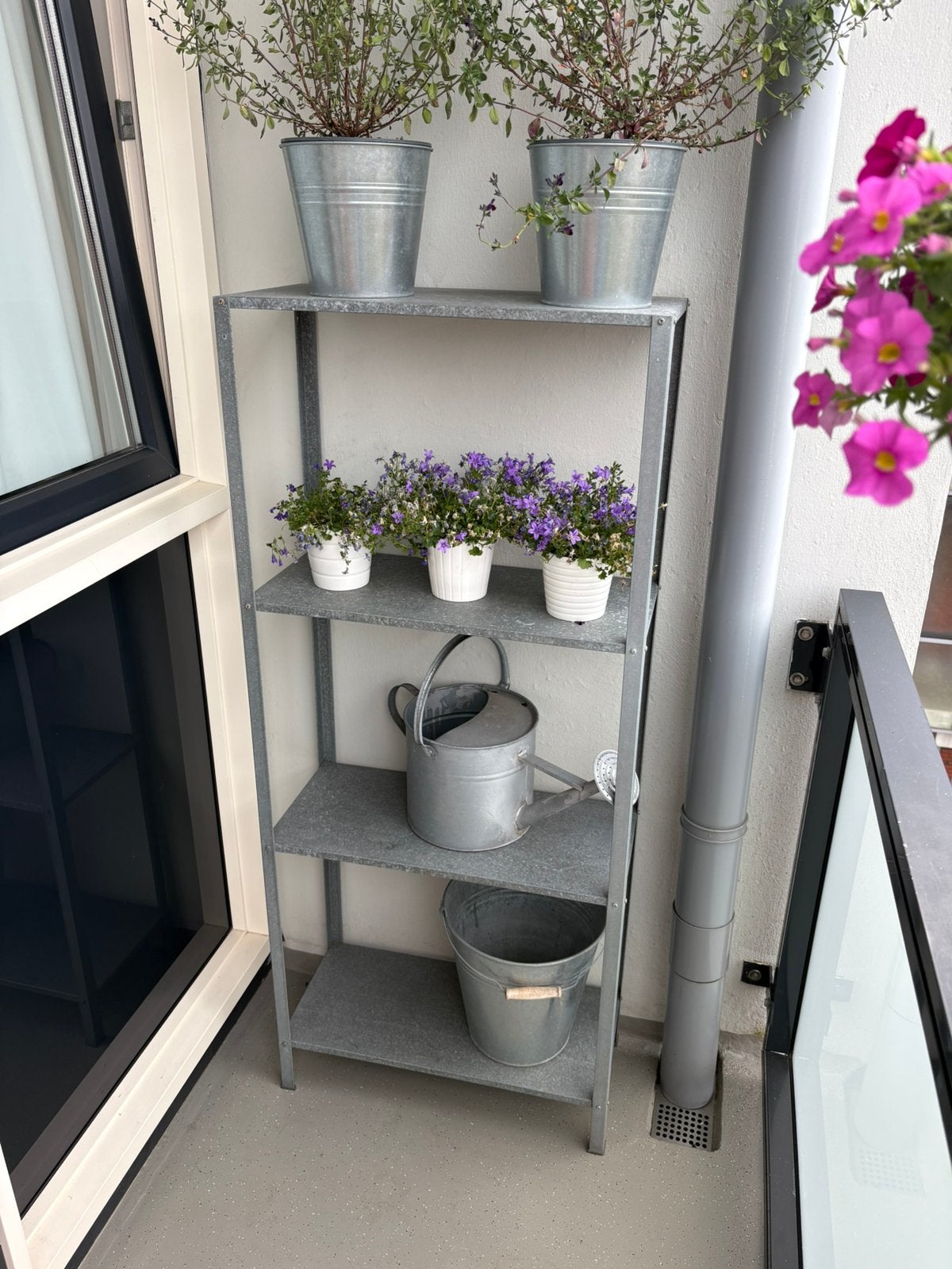 Metalen stelling kast (140x60x27,5) + accesoires, Ophalen, Gebruikt, Metaal, Overige typen