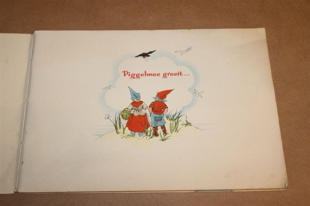Piggelmee Groeit — Van Nelle Album 1951, Compleet, Boeken, Ophalen of Verzenden, Gelezen