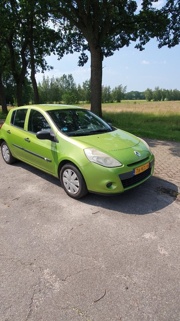 Renault Clio 1.2 16V 55KW 5-DRS E4 2009 Groen, Auto's, Renault, Particulier, Clio, ABS, Airbags, Airconditioning, Elektrische ramen