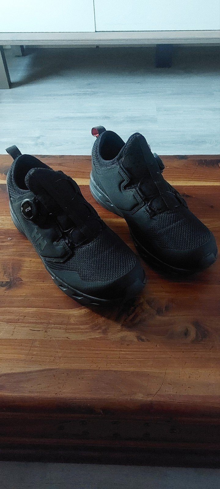 Werkschoenen met handige draaisluiting - Maat 42 - Nieuw, Ophalen of Verzenden, Nieuw