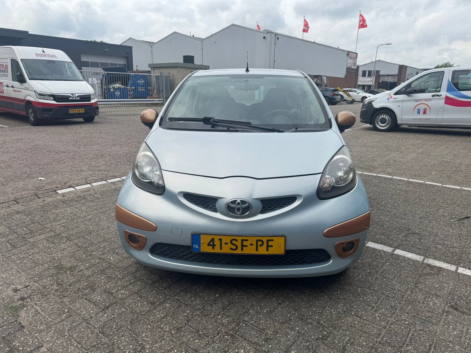 Toyota Aygo 1.0 12V Vvt-i 3DRS MMT 2005 Blauw NW Apk Airco, Voorwielaandrijving, 68 pk, Origineel Nederlands, Bedrijf