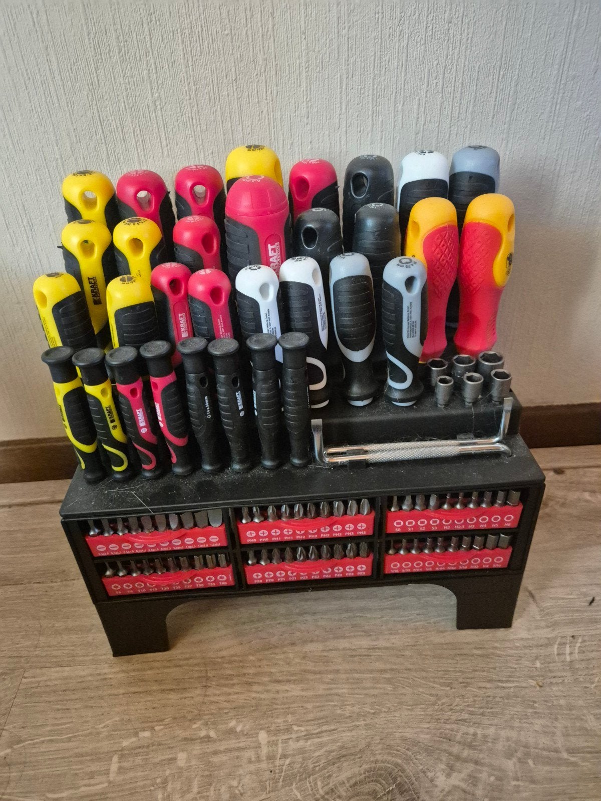 Schroevendraaier set, Ophalen, Zo goed als nieuw, Gereedschapsset