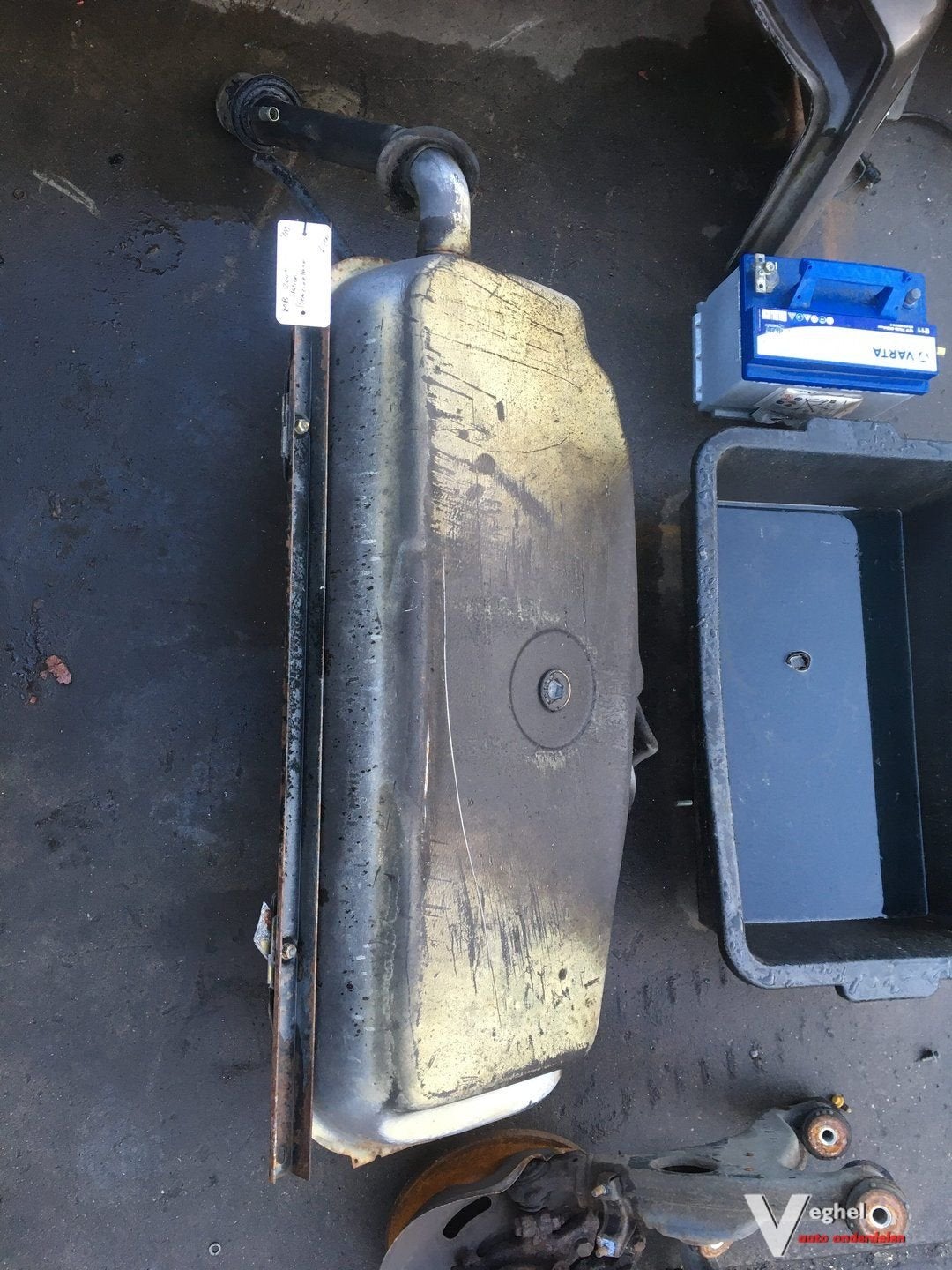 Mercedes w124 200T 1988 Benzinetank, Auto-onderdelen, Ophalen, Gebruikt, -, -
