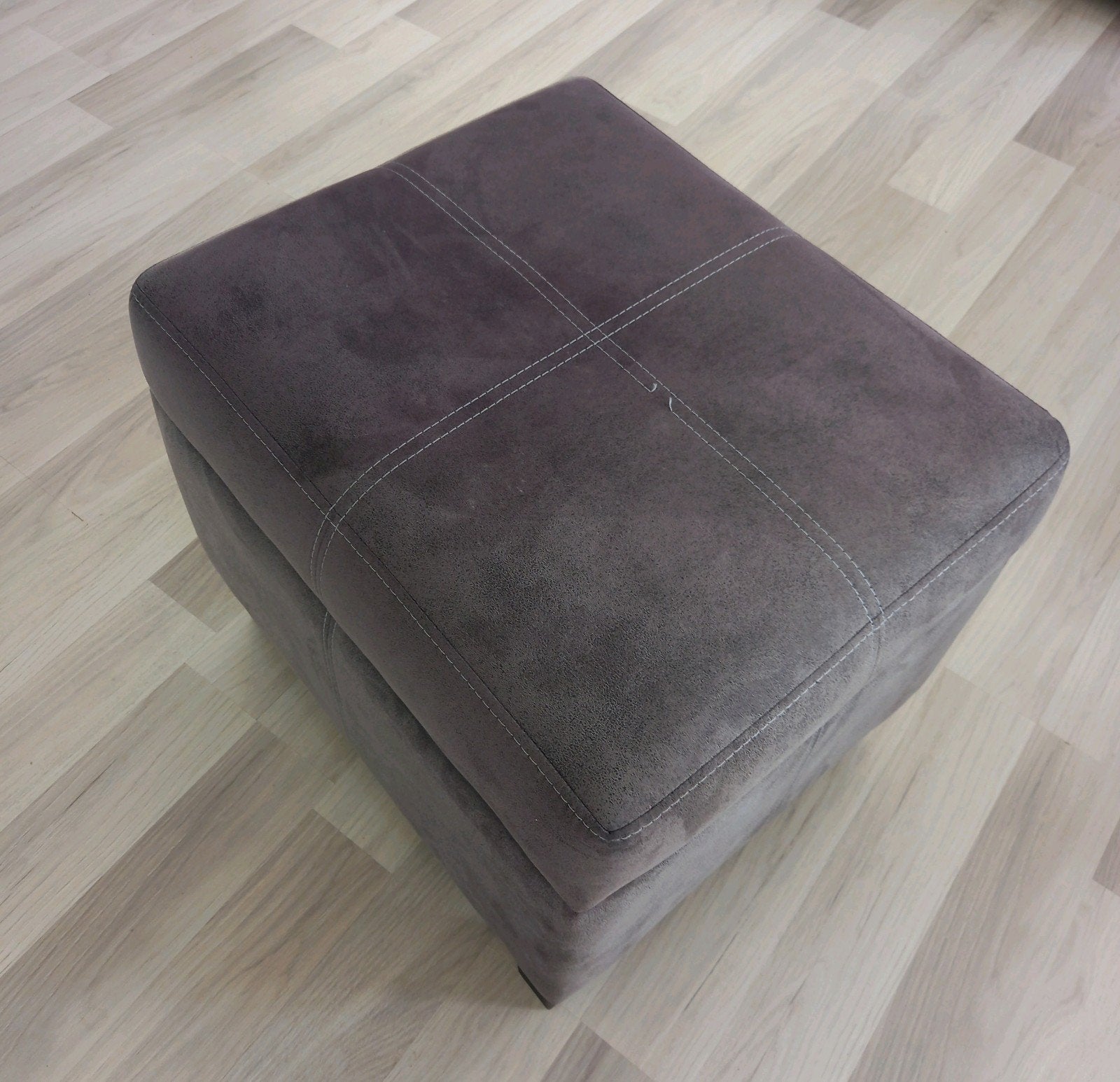 HOCKER, Ophalen, Rechthoekig, Minder dan 50 cm, Minder dan 50 cm