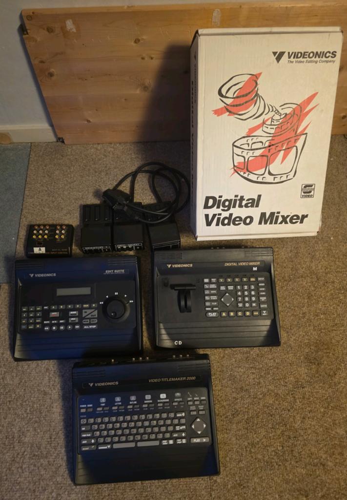 Videonics set - edit suite, titlemaker & digital mixer, Ophalen of Verzenden, Video