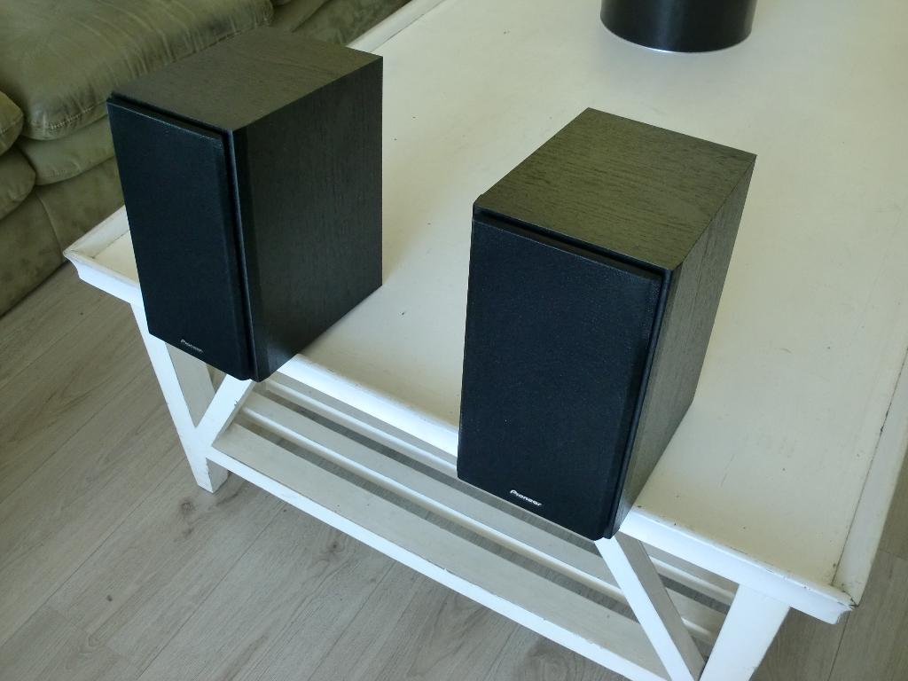 Pioneer 2 weg luidsprekers 100 watts S-HM72 te beluisteren., Overige merken, Ophalen of Verzenden, Zo goed als nieuw, 60 tot 120 watt