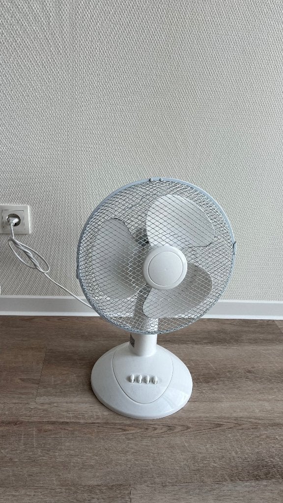 Tafelventilator, Ophalen of Verzenden, Zo goed als nieuw, Tafelventilator