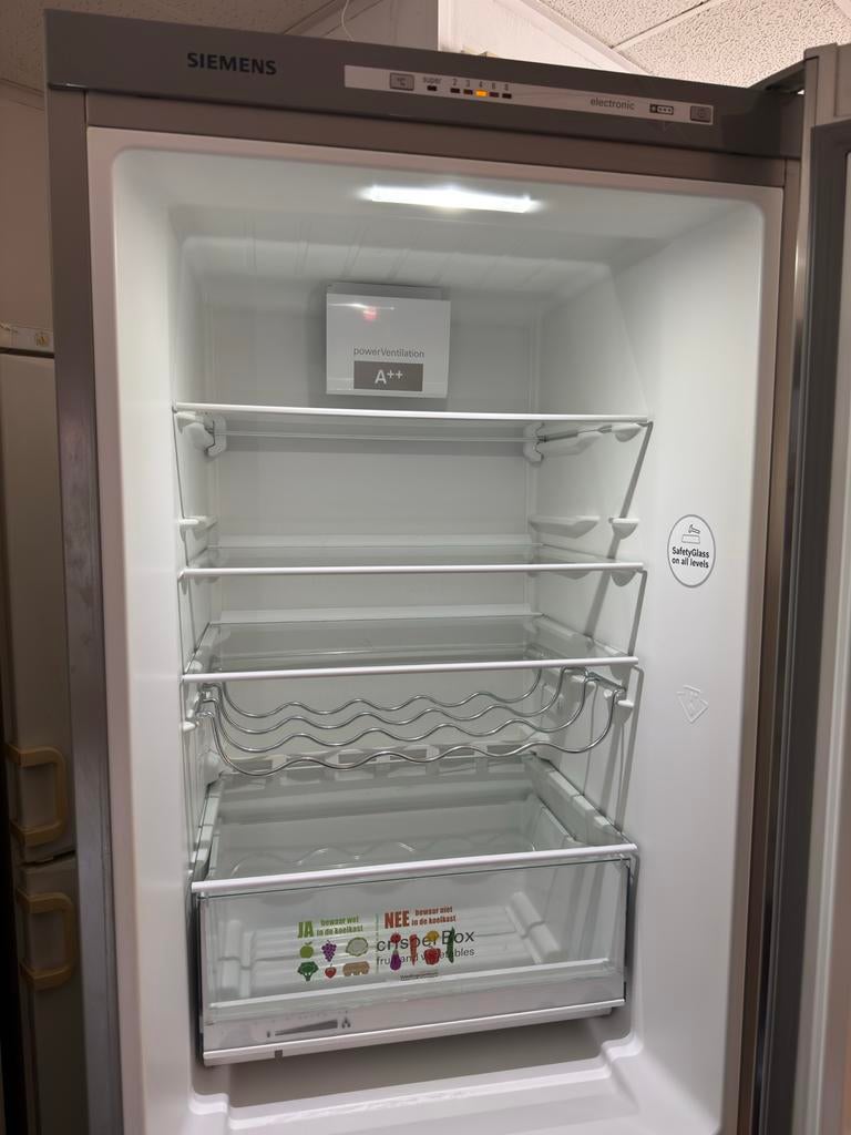 Siemens Koel-vriescombinatie RVS A++ 175x60 cm, Witgoed en Apparatuur, Koelkasten en IJskasten, Met aparte vriezer, Zo goed als nieuw