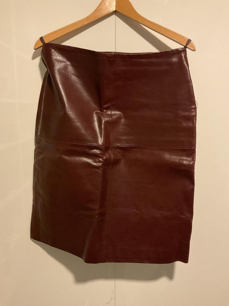 Mooie bordeauxrode leren rok van Only, maat M, Maat 38/40 (M), Ophalen of Verzenden, Knielengte, Gedragen