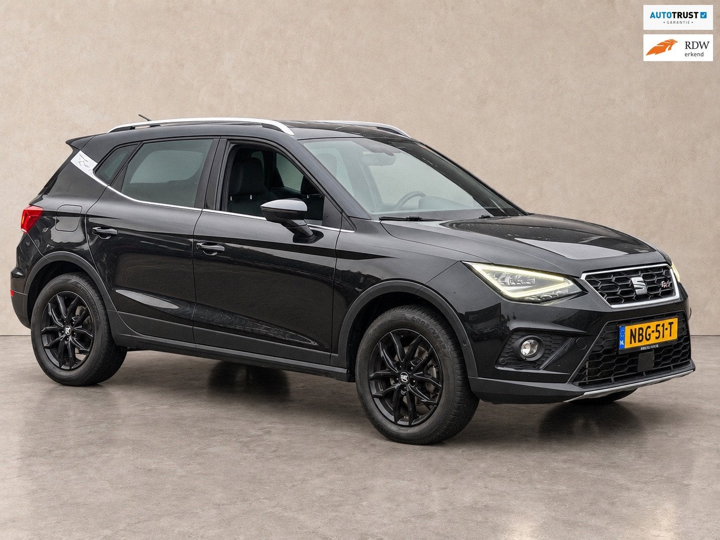 Seat ARONA 1.0 TSI FR Limited Edition DSG+VirtualCockpit+Car, Auto's, Dealer onderhouden, Gebruikt, Zwart, Bedrijf