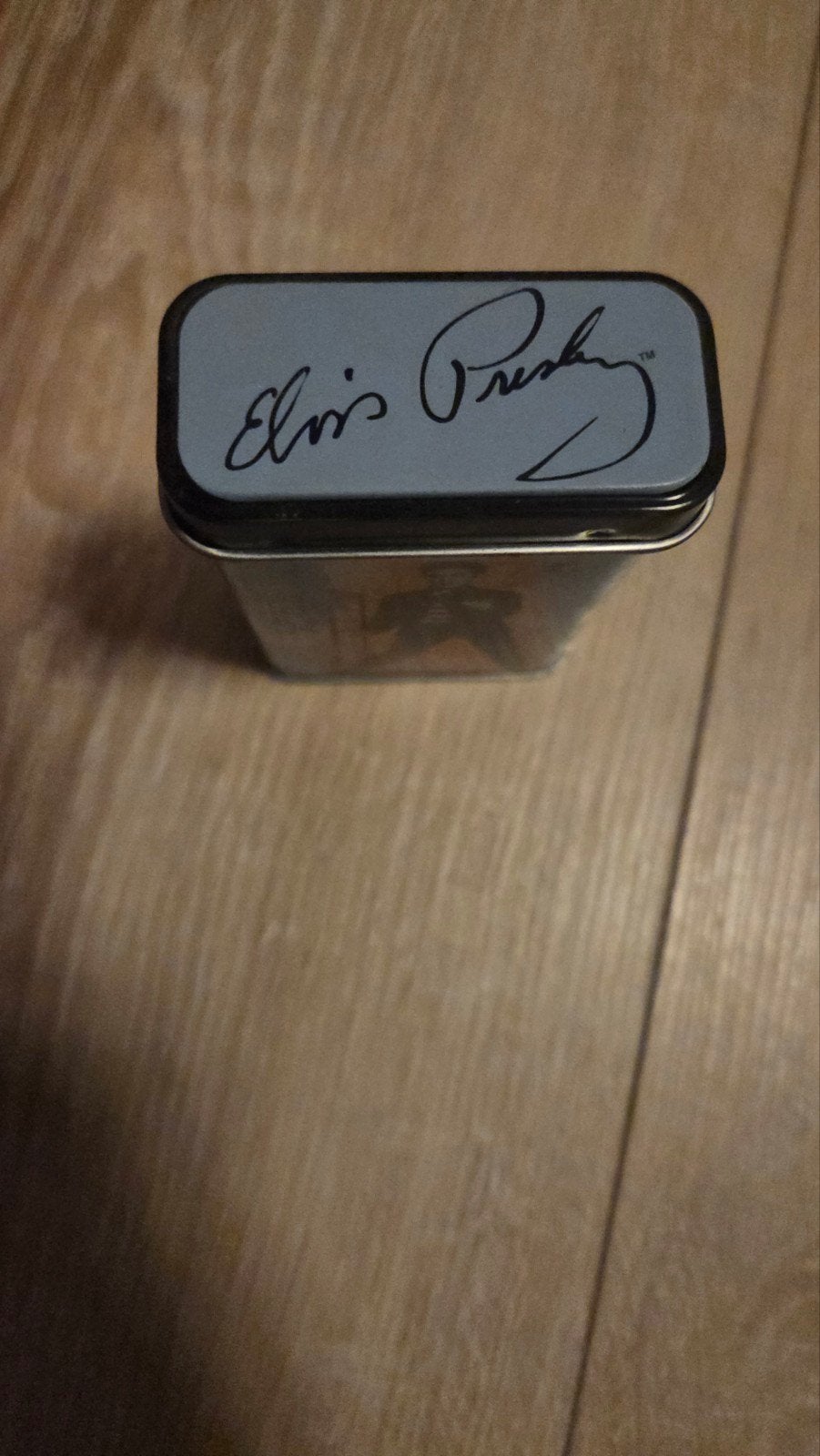 Elvis Presley The King of Rock 'n' Roll Blikken Doosje, Ophalen of Verzenden, Gebruikt, Gebruiksvoorwerp, Gesigneerd