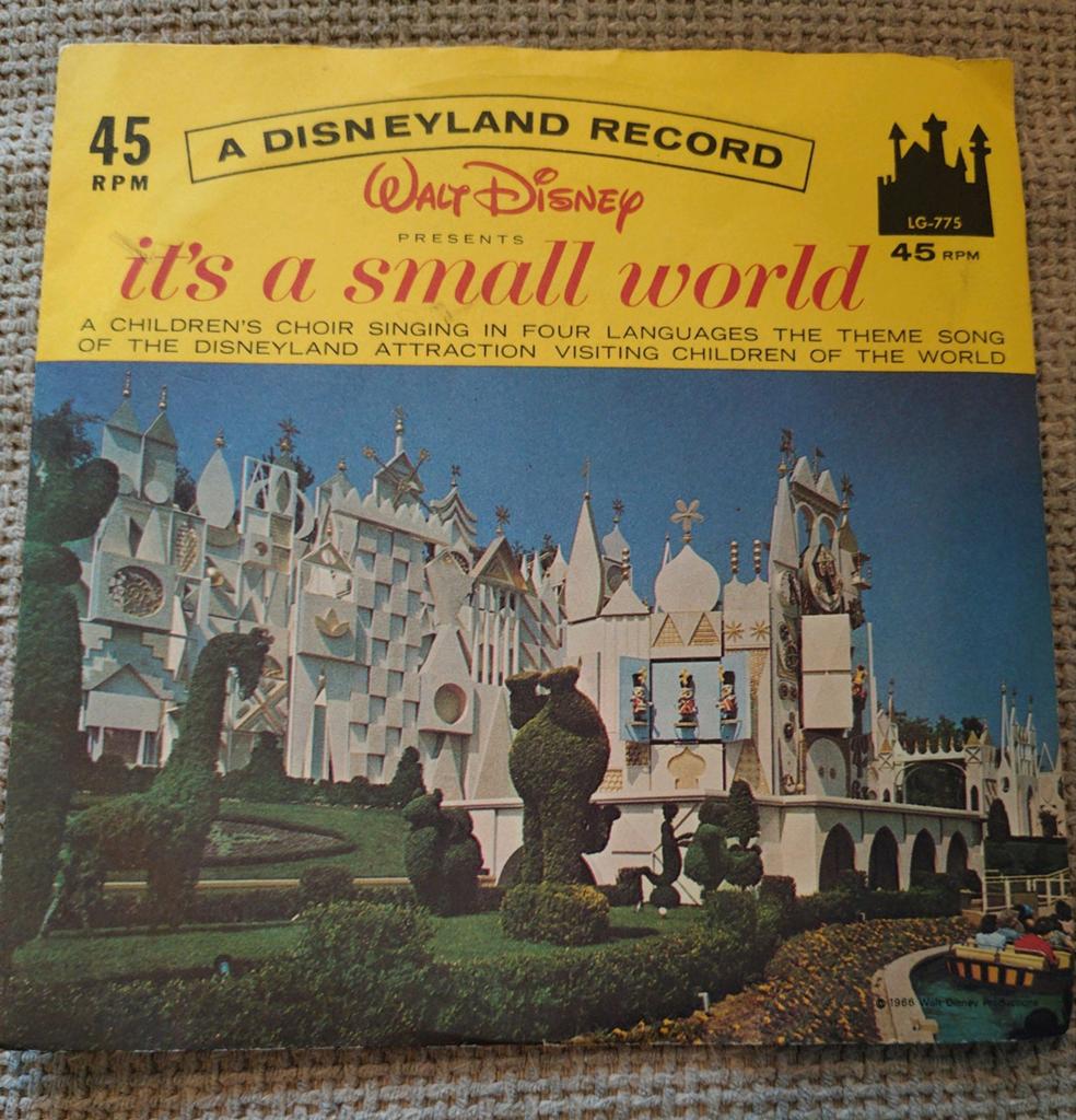 Walt Disney / Disneyland - It's A Small World single, Filmmuziek en Soundtracks, 7 inch, Single, Ophalen of Verzenden