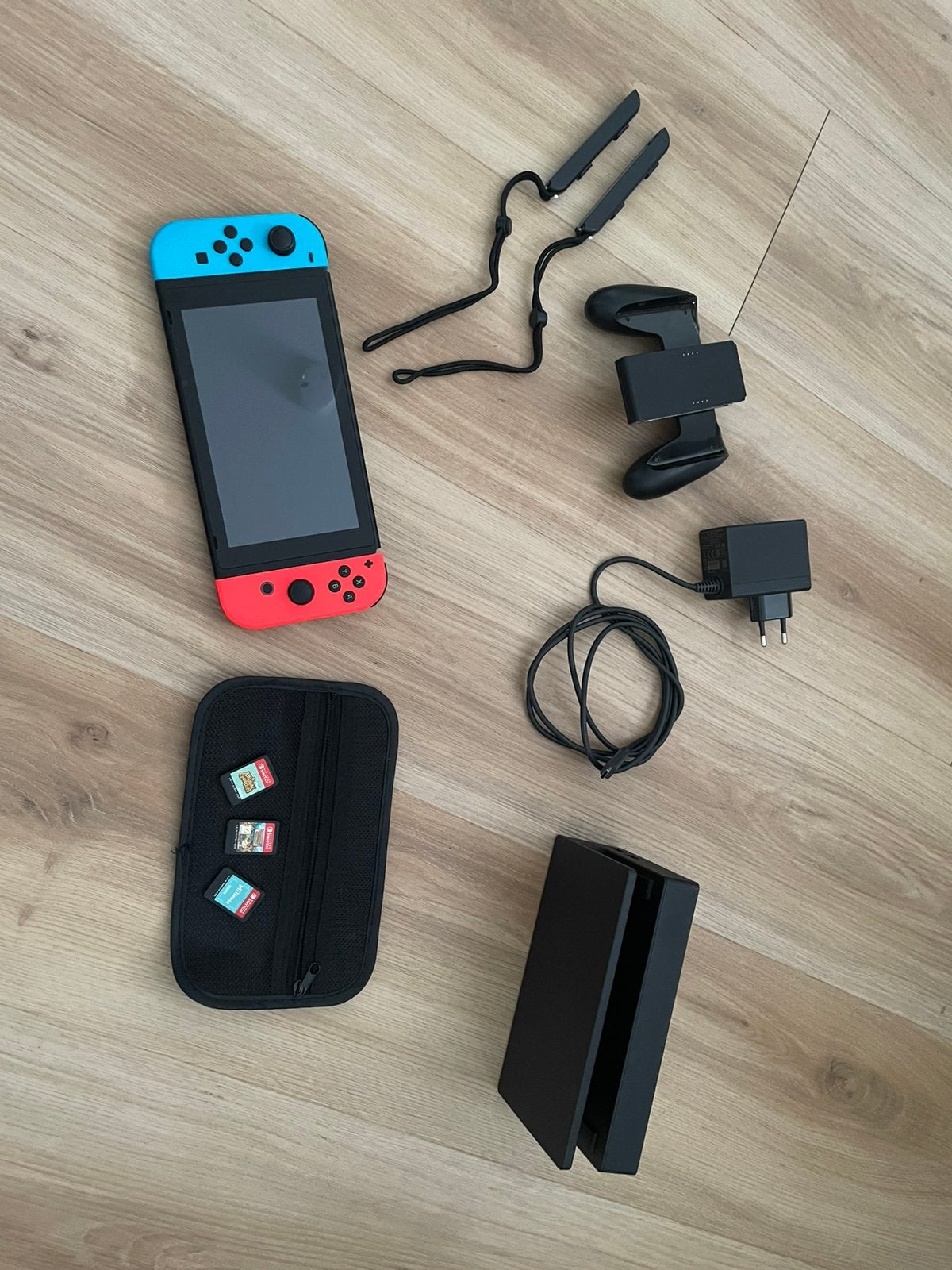 Nintendo Switch compleet + 3 games + Dock, Spelcomputers en Games, Spelcomputers | Nintendo Switch, Ophalen, Zo goed als nieuw