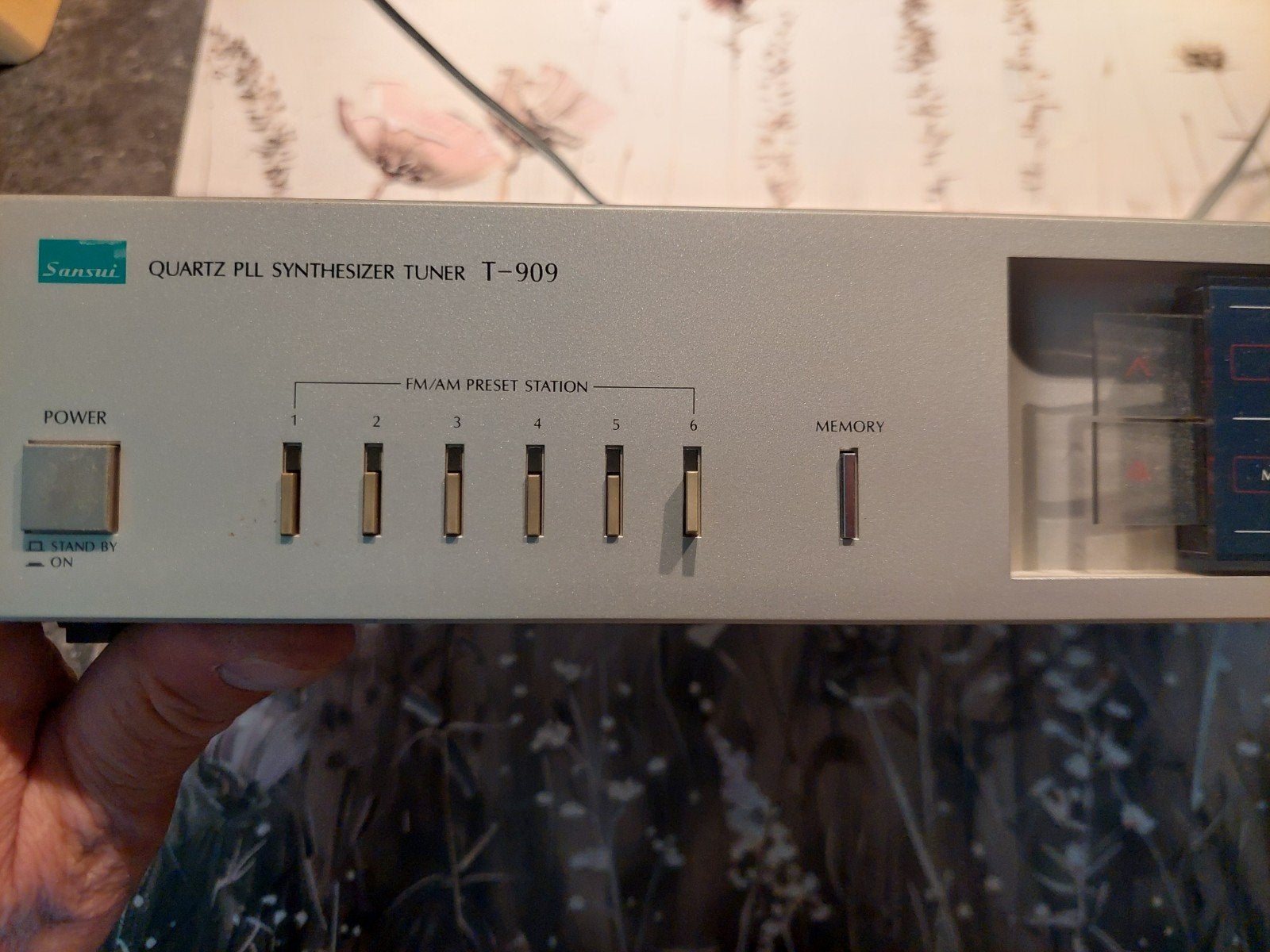 Sansui Quartz PLL Synthesizer Tuner T-909, Ophalen of Verzenden, Gebruikt, Analoog