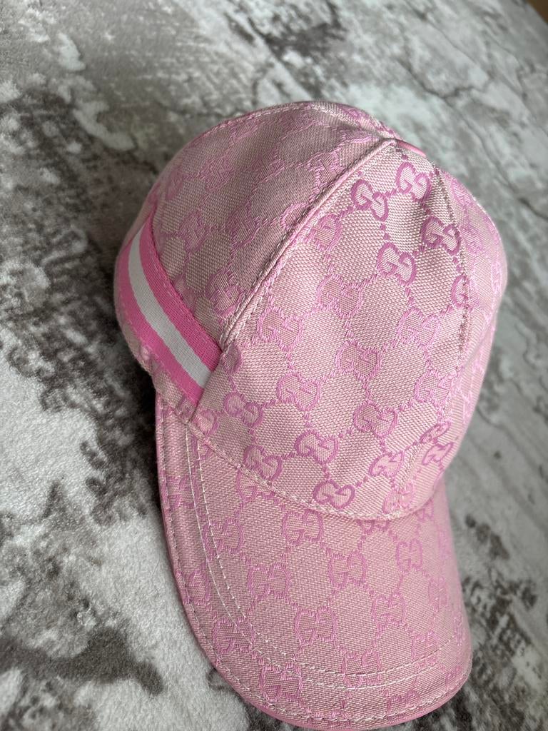Gucci pet roze Maat M, Ophalen of Verzenden, Zo goed als nieuw, Pet