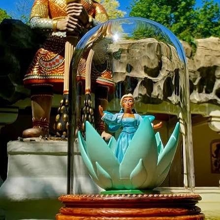 €69,99 Efteling premium souvenir Indische Waterlelies, Ophalen, Nieuw, Beeldje of Poppetje