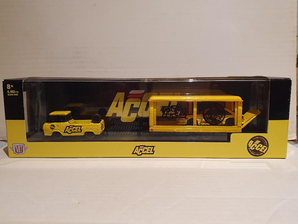 M2 machines 1/64 1964 Ford Econoline & 1988 Ford Mustang GT, Hobby en Vrije tijd, Modelauto's | Overige schalen, Nieuw, Auto, Ophalen of Verzenden