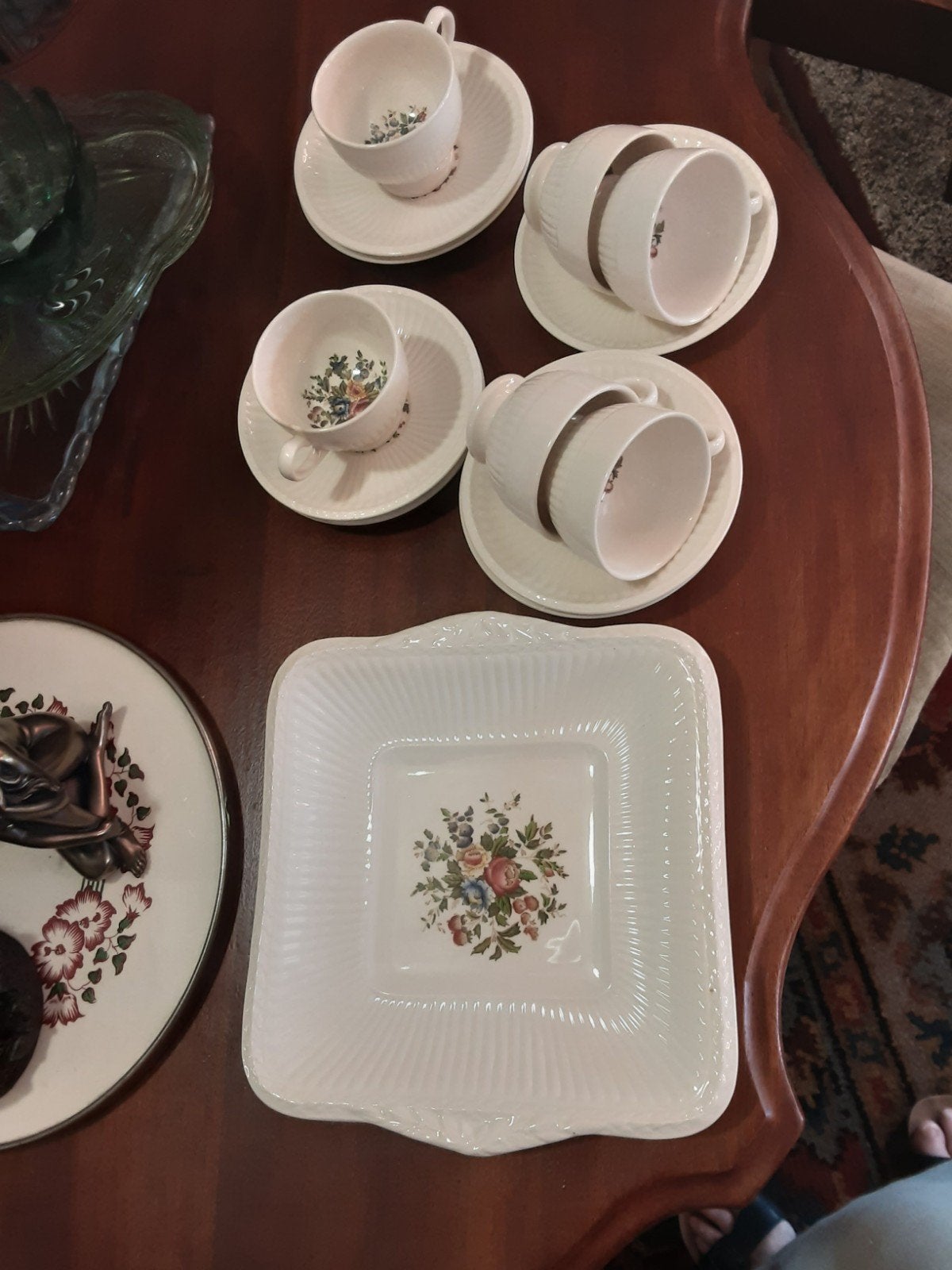 6 koffiekopjes contact wedgwood plus 1 taartschaal, Ophalen
